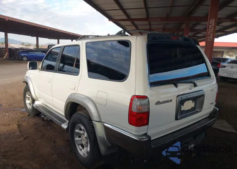 2000 Toyota 4Runner Sr5 from USA, damaged, VIN JT3GN86R9Y0160639